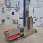 Lifting Column for Plastic Box