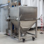 Bin blender column