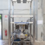 Big-Bag emptying structure with integrated C.I.P. system