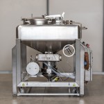 Pneumatic vibrator installed on BIN
