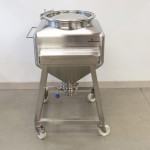 Bins for blender system