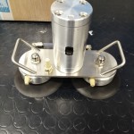 Pneumatic Vibrator with Double Suction Cup Mount