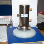 Vacuum Mount Pneumatic Vibrators