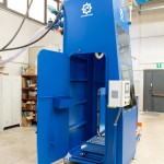 Coated Containment Glove&nbsp;Box with suction lance