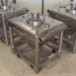 Wheeled Pharmaceutical Bins (IBC) with Split Valve (top view)