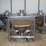Side Sockets for Connection with Bin Blender and Lifting Column