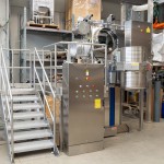 Drum Emptying System for Powder (drum lifting phase)