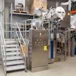 Drum Emptying System for Powder (drum tilting and discharge phases)