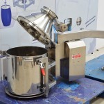 Lifting column for drums