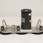 Pneumatic Vibrator with Triple Suction Cup Mount (front side)